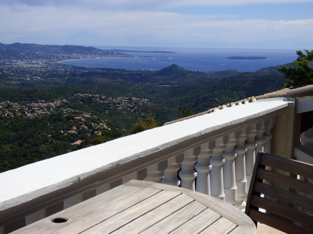 Chambres D'Hotes Vue Mer L'Esterel Panoramique Saint-Jean-de-l'Esterel Экстерьер фото